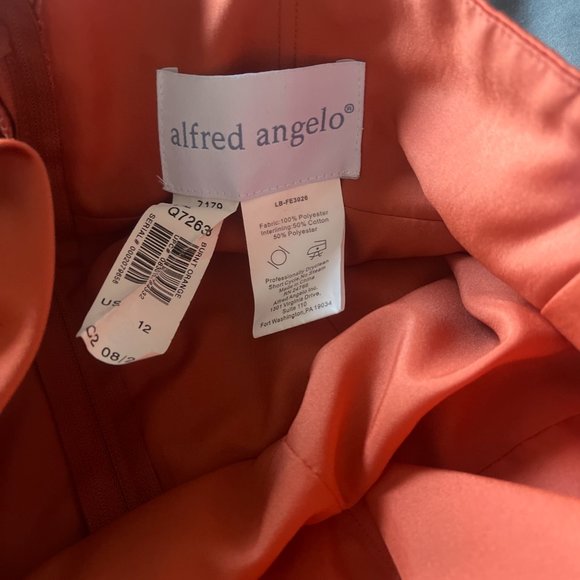 Alfred Angelo Bridesmaid dress worn once and then dry cleaned - Picture 3 of 5